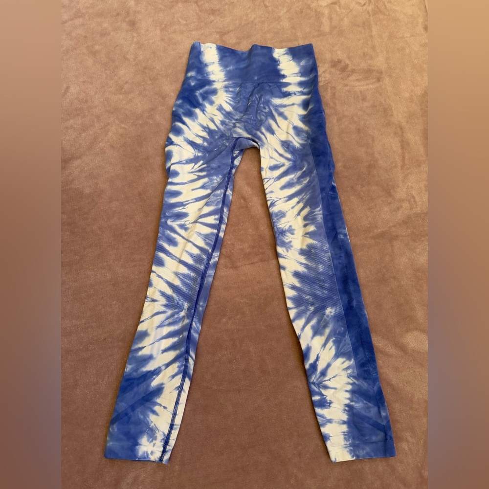 TORY BURCH SPORT HIGH-RISE SEAMLESS TIE-DYE 7/8 LEGGINGS IN TORY NAVY SIZE SMALL